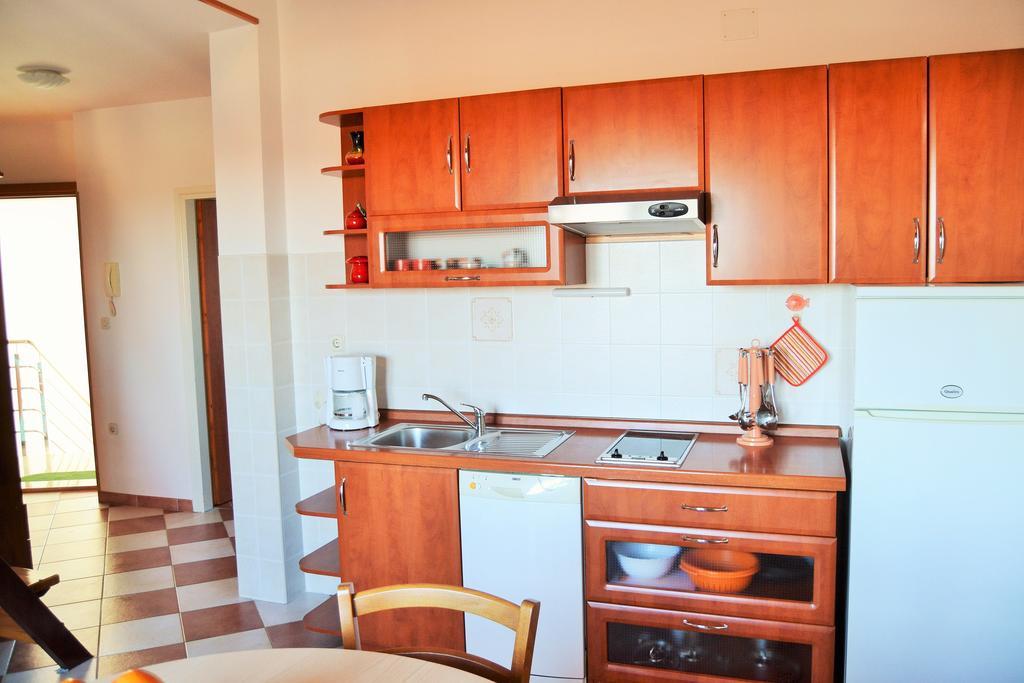 Apartments Green Village Premantura Quarto foto